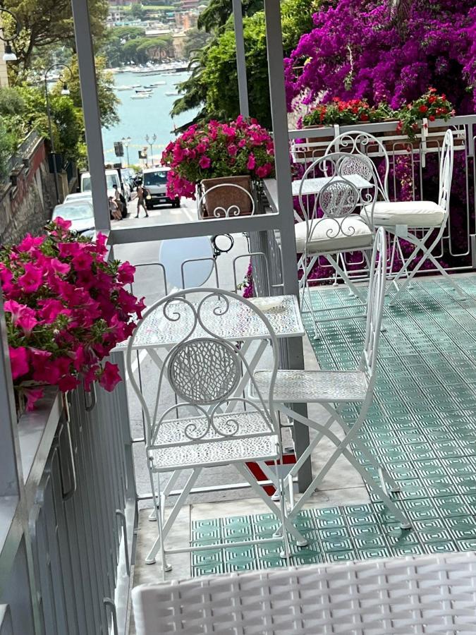 Torre D'Avorio: Renovated Apartment with Terrace Near City Center Rapallo Exterior photo
