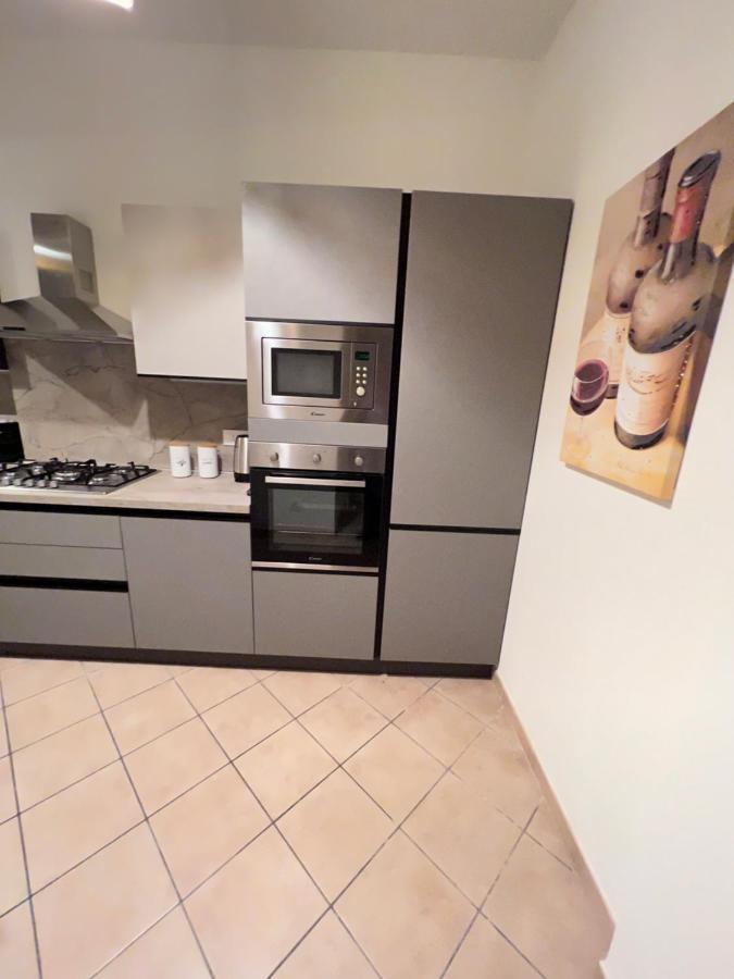 Torre D'Avorio: Renovated Apartment with Terrace Near City Center Rapallo Exterior photo